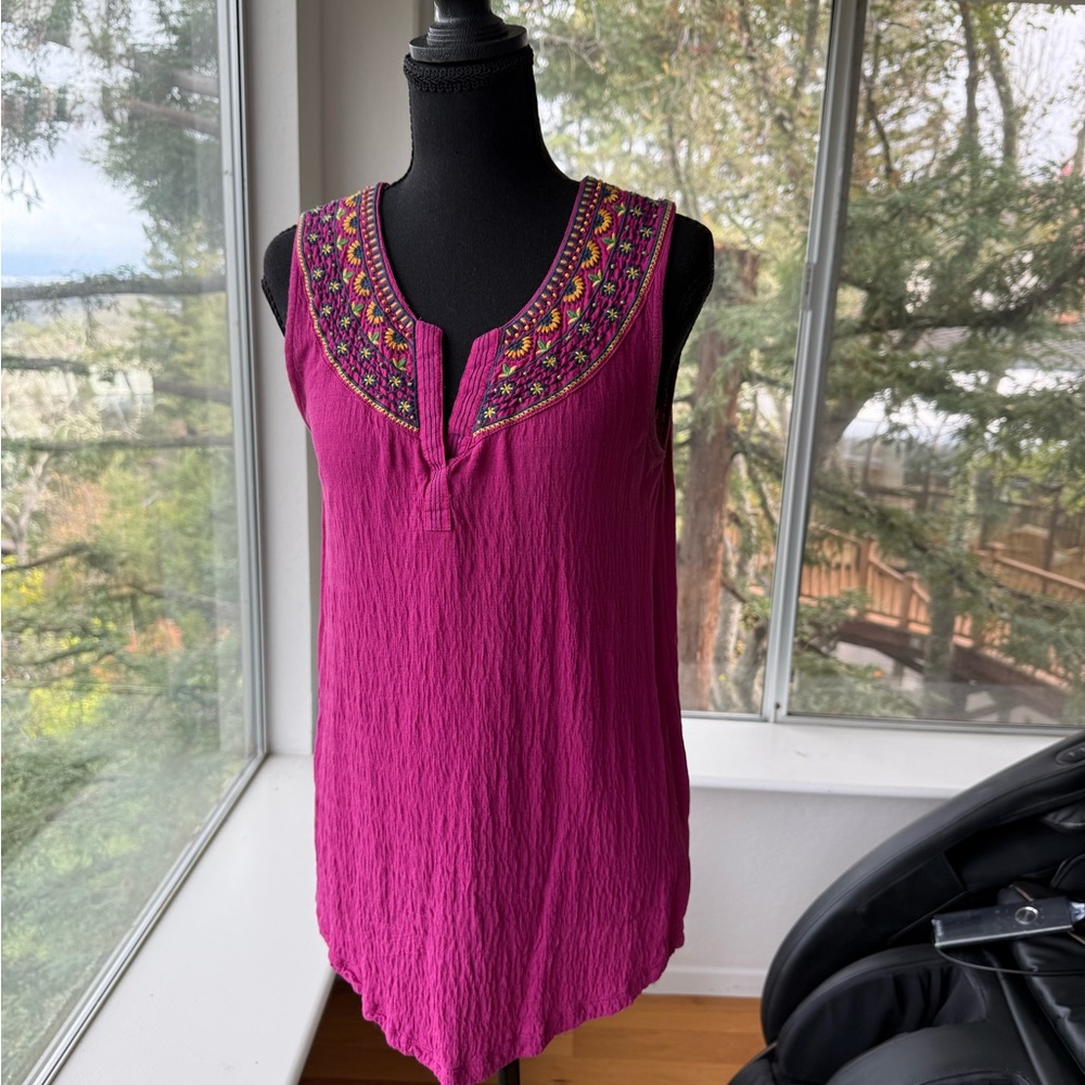 Anthropologie Fuchsia Pink Embroidered Sleeveless Boho Blouse Top XS